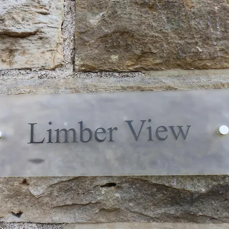 Holiday home Limber View